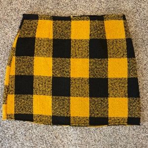 Super cute plaid skirt